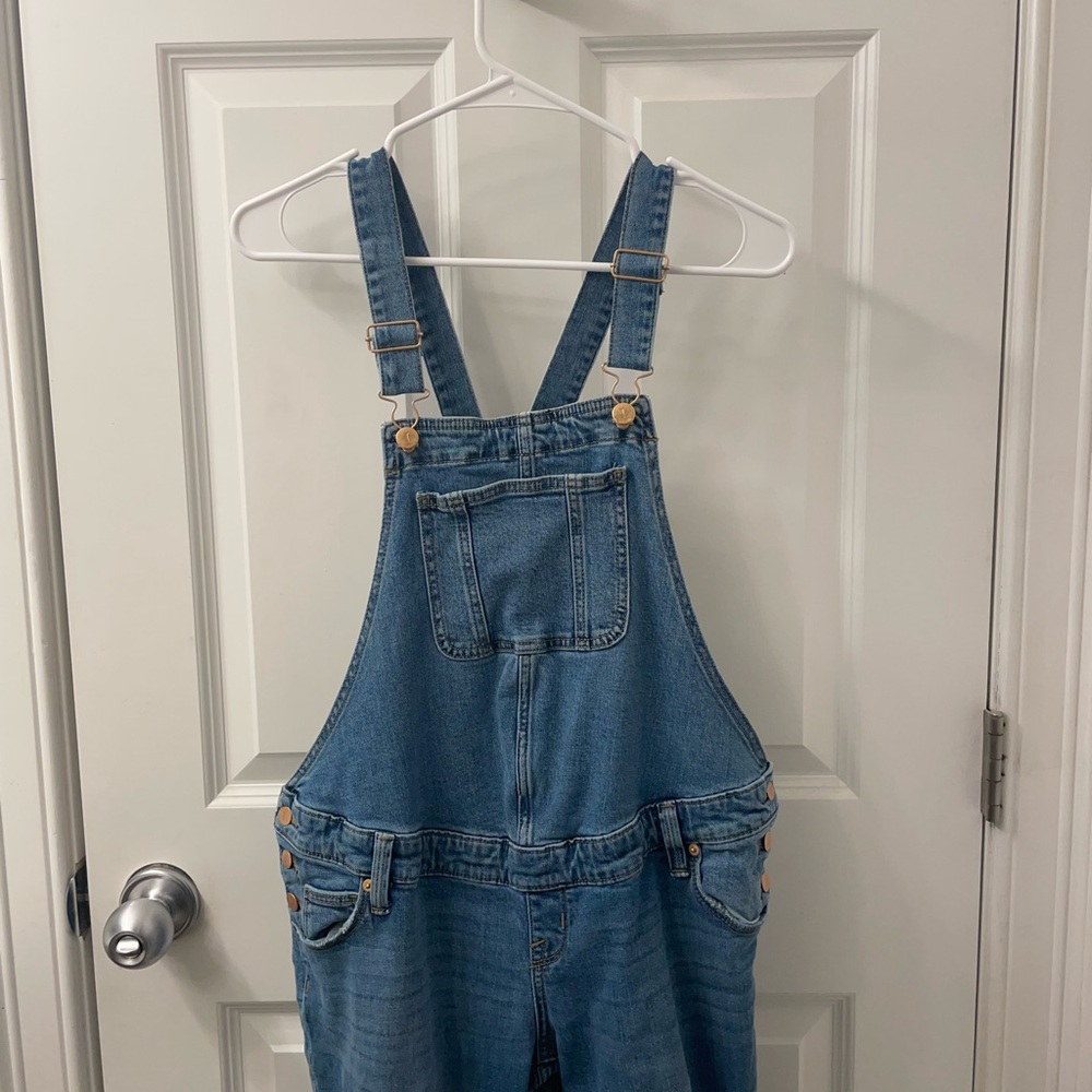Maternity overalls